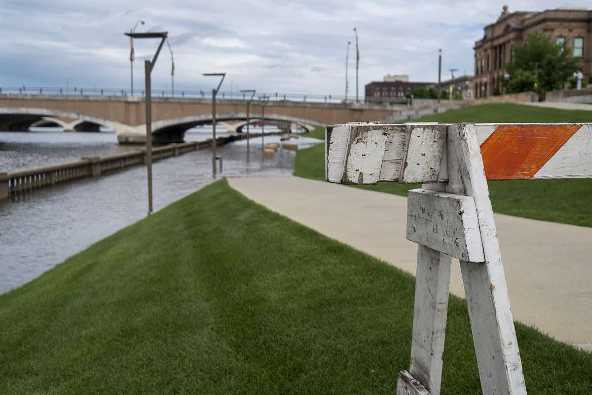 Scenery near the IMT Des Moines Marathon course in Des Moines, Iowa